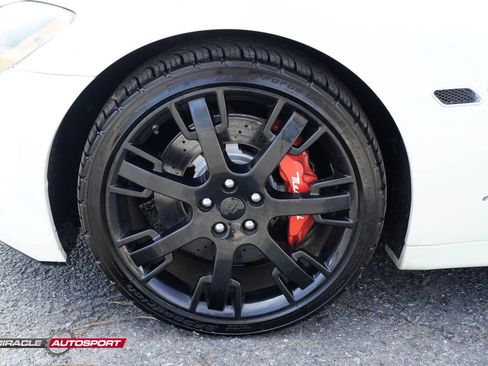 Used 2009 Maserati GranTurismo S image 12