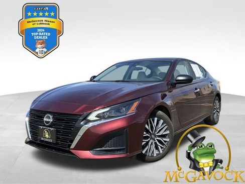Certified 2024 Nissan Altima 2.5 SV image 1