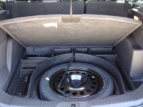 Used 2013 Ford Escape Titanium w/ Parking Technology Pkg image 22