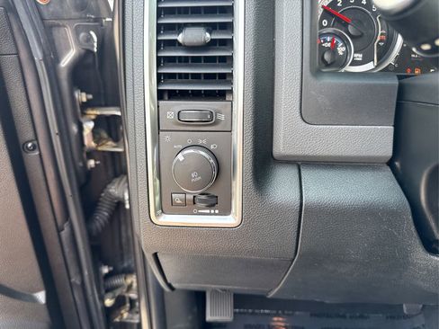 Used 2017 RAM 1500 Big Horn AWD/4WD image 24