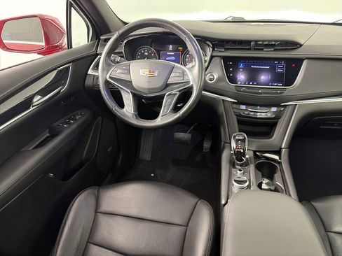 Used 2020 Cadillac XT5 Premium Luxury image 37