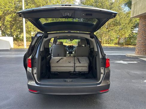 Used 2018 Honda Odyssey EX-L image 12