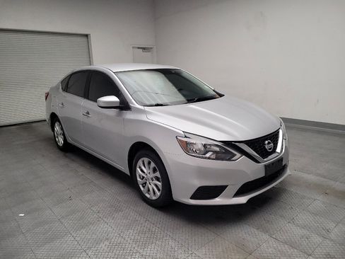 Used 2019 Nissan Sentra SV FWD image 13