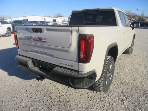 New 2026 GMC Sierra 1500 AT4X image 4