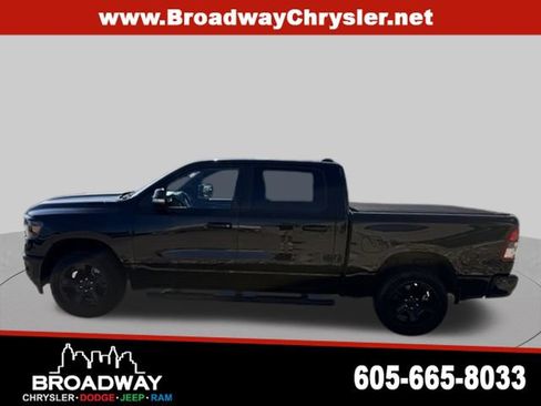 Used 2021 RAM 1500 Big Horn AWD/4WD image 4