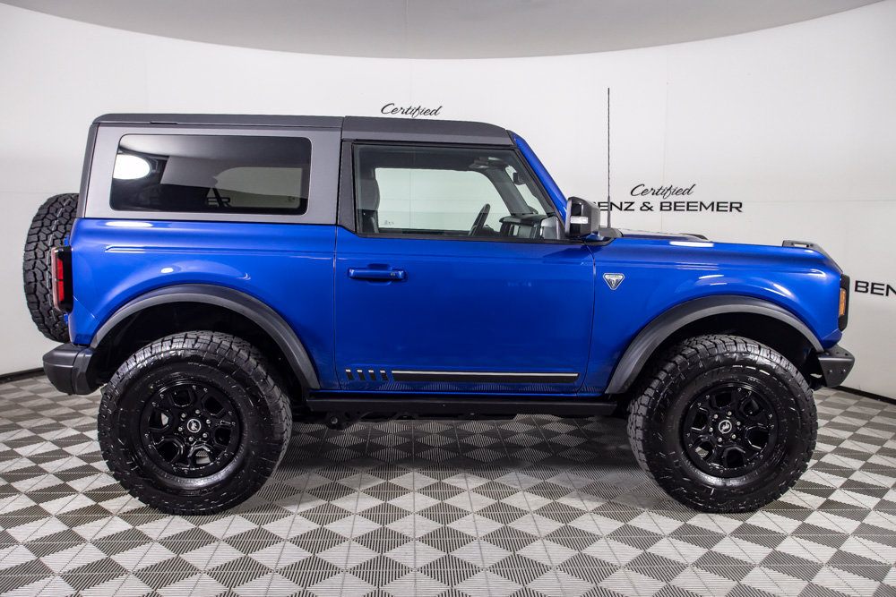 Used 2021 Ford Bronco First Edition AWD/4WD image 3