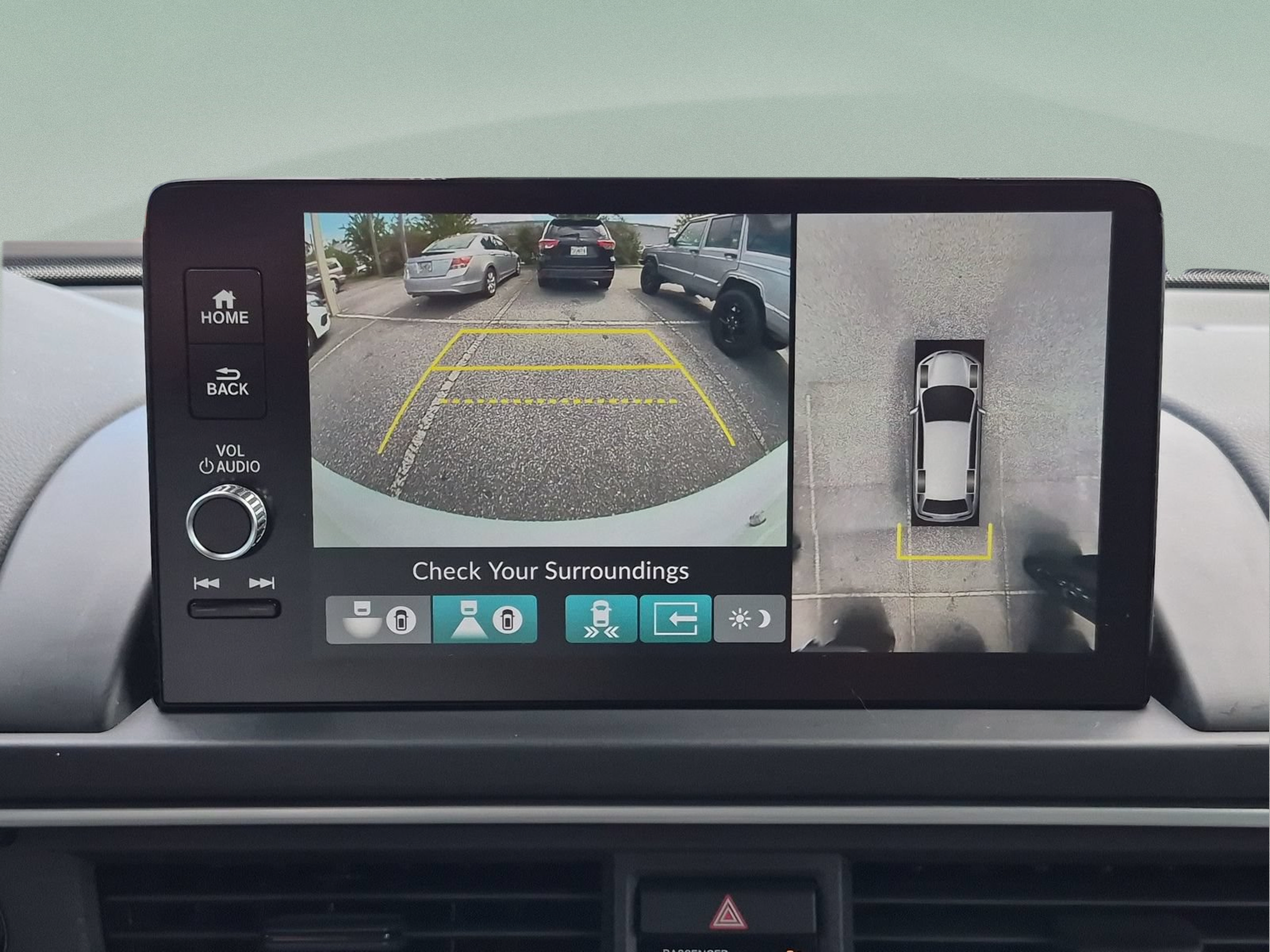 Used 2025 Honda Pilot Elite image 24