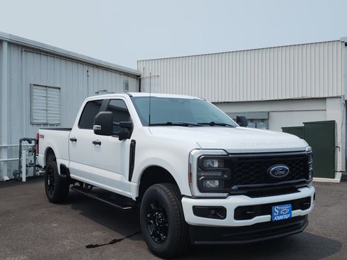 Used 2024 Ford F250 XL w/ STX Appearance Package AWD/4WD image 7
