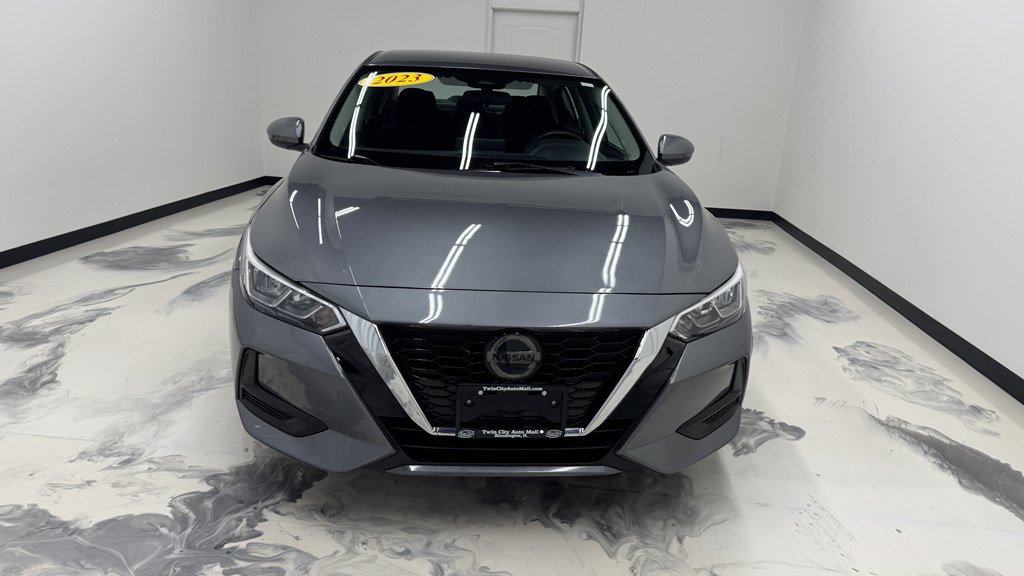 Used 2023 Nissan Sentra SV FWD image 3