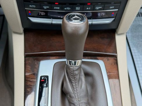 Used 2010 Mercedes-Benz E 350 Coupe image 37