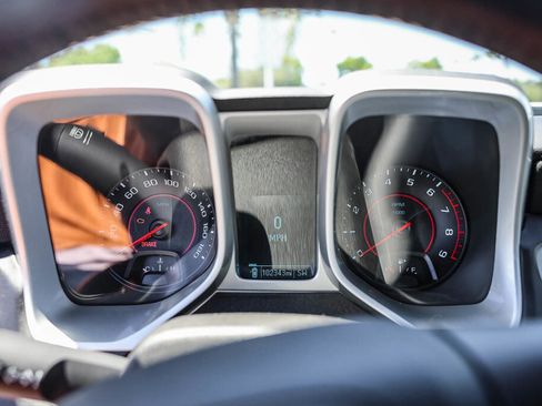 Used 2012 Chevrolet Camaro SS RWD image 15