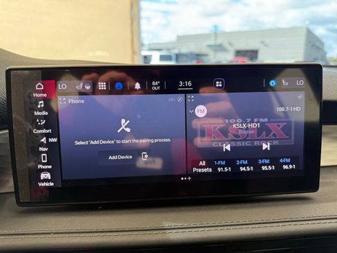 Used 2024 Alfa Romeo Tonale Ti w/ Premium Interior Package image 36