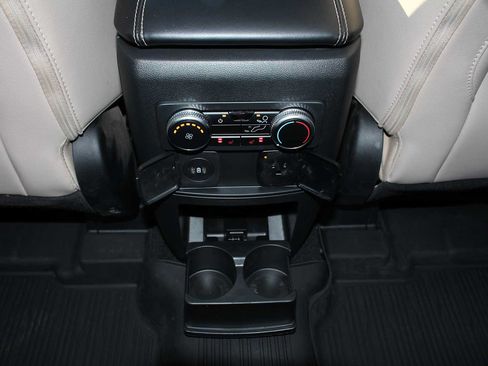 Used 2023 Ford Explorer Limited w/ Limited Technology Package AWD/4WD image 33