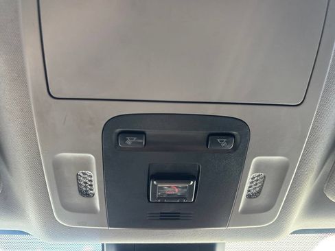 Used 2023 Toyota Camry SE FWD image 17