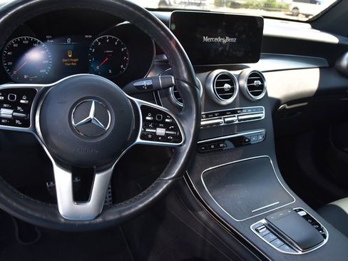 Used 2021 Mercedes-Benz GLC 300 4MATIC image 8