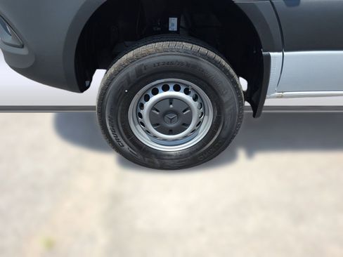 New 2025 Mercedes-Benz Sprinter 2500 image 11