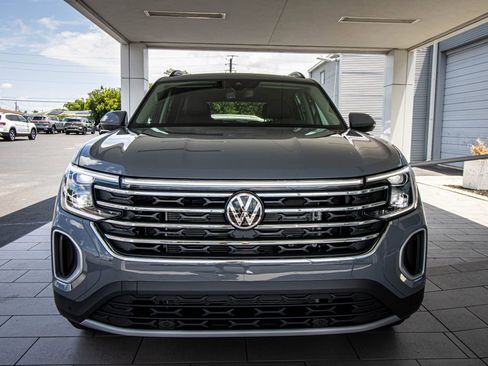 New 2026 Volkswagen Atlas SE FWD image 8
