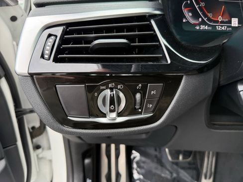 Used 2023 BMW 530i w/ M Sport Package image 23