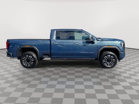 New 2026 GMC Sierra 2500 Denali Ultimate AWD/4WD image 9