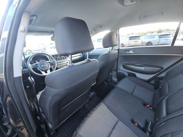 Used 2021 Kia Sportage LX AWD/4WD image 37
