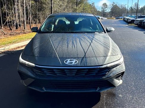 New 2026 Hyundai Elantra SE FWD image 8