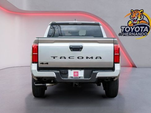 Certified 2026 Toyota Tacoma SR5 AWD/4WD image 7
