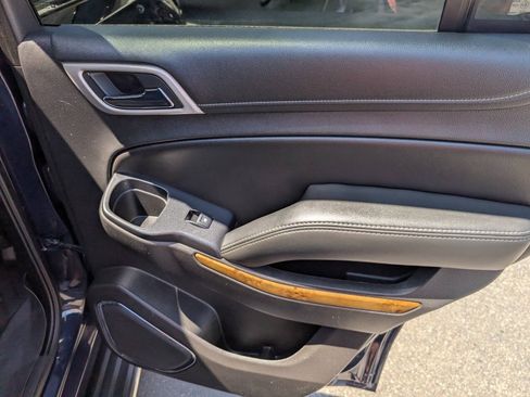 Used 2017 GMC Yukon Denali AWD/4WD image 39
