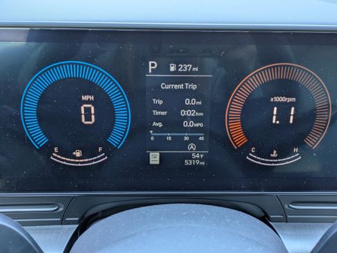 Certified 2025 Hyundai Kona SE image 27