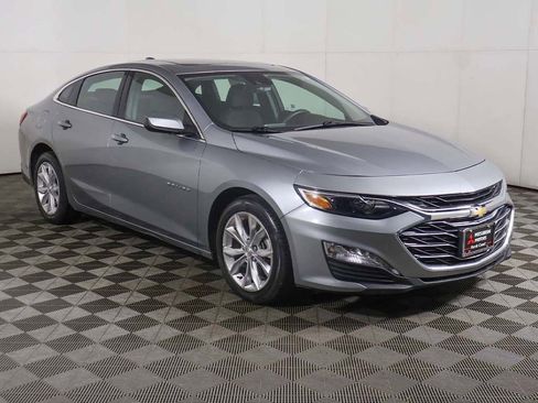 Used 2023 Chevrolet Malibu LT FWD image 2