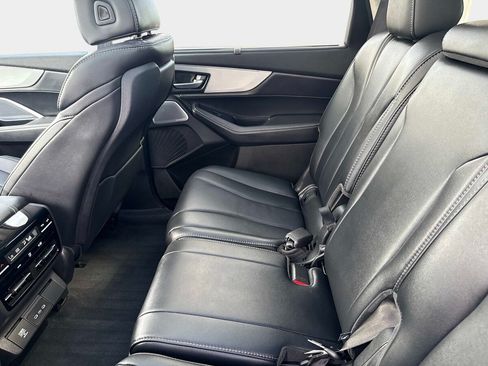 Used 2026 Acura MDX w/ Technology Package FWD image 14