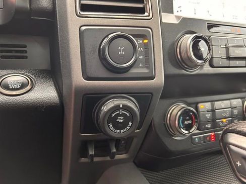 Used 2019 Ford F150 Raptor w/ Equipment Group 802A Luxury image 28