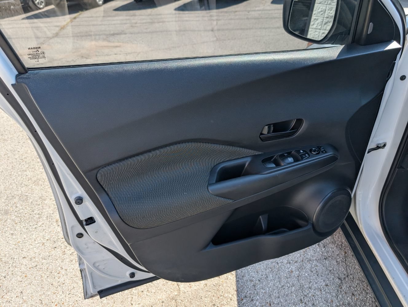 Used 2020 Nissan Kicks S FWD image 11