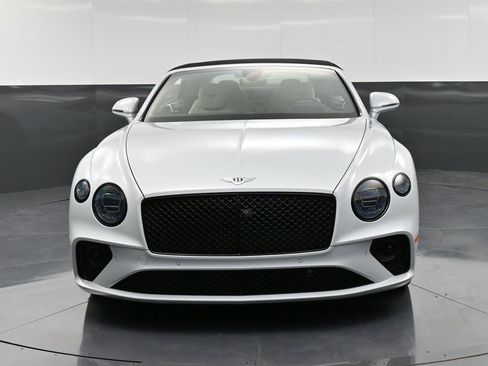 Used 2024 Bentley Continental GT AWD/4WD image 11
