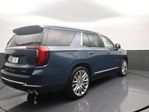 Used 2025 GMC Yukon Denali w/ Denali Reserve Package AWD/4WD image 7