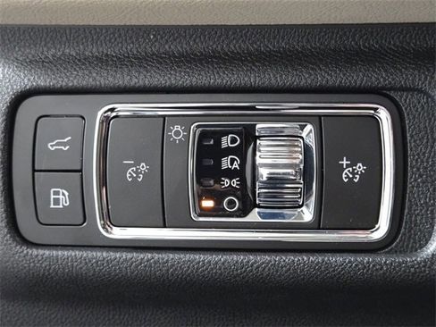 New 2025 Lincoln Corsair Grand Touring image 12