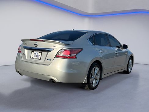Used 2014 Nissan Altima 2.5 SL w/ Technology Package image 5