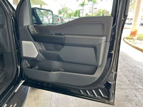 Used 2025 Ford F150 Raptor AWD/4WD image 26