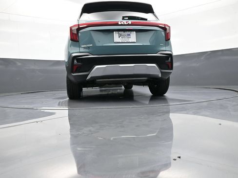Certified 2025 Kia Seltos S AWD/4WD image 30