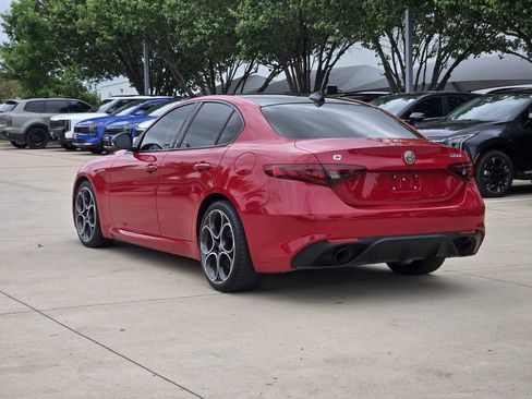 Used 2022 Alfa Romeo Giulia Veloce RWD image 3