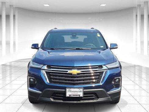 Used 2023 Chevrolet Traverse LT AWD/4WD image 5