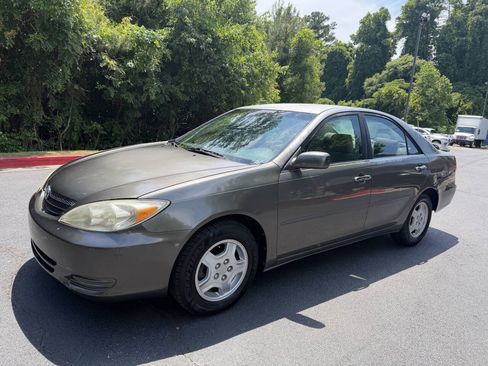 Used 2003 Toyota Camry LE FWD image 1