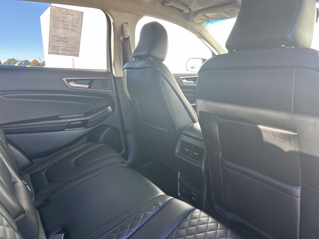Certified 2023 Ford Edge Titanium AWD/4WD image 29