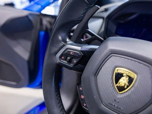 Used 2019 Lamborghini Huracan LP 580-2 image 37