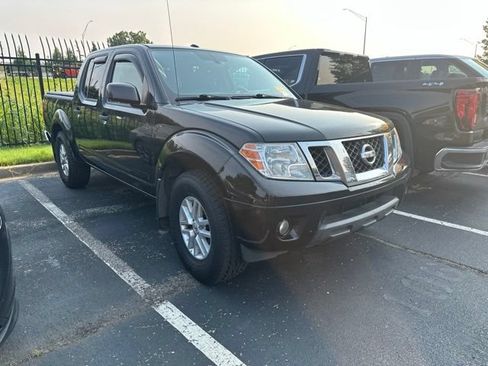 Used 2018 Nissan Frontier SV w/ Value Truck Package RWD image 1