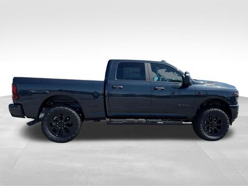 New 2026 RAM 2500 Big Horn AWD/4WD image 7