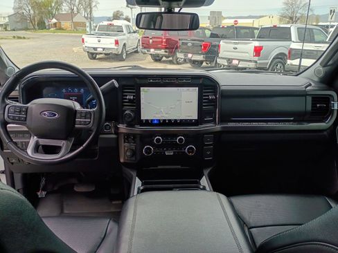 Used 2024 Ford F350 Lariat w/ Lariat Ultimate Package AWD/4WD image 27
