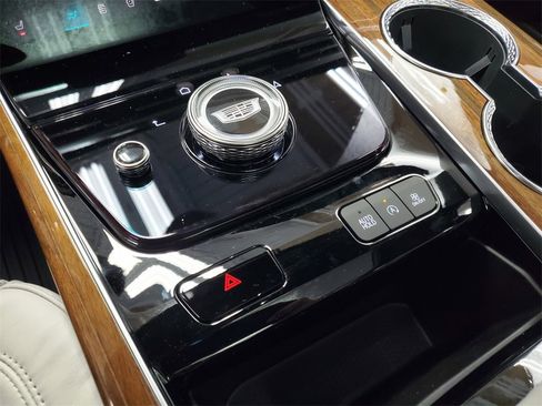 New 2026 Cadillac Escalade Platinum Luxury w/ LPO, Radiant Package image 26