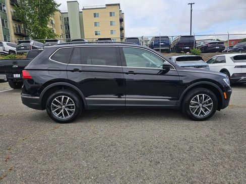 Used 2020 Volkswagen Tiguan SE AWD/4WD image 8
