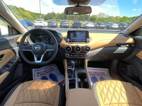 New 2025 Nissan Sentra SV w/ SV Premium Package FWD image 18