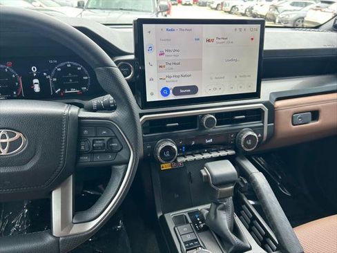 Certified 2026 Toyota 4Runner Limited AWD/4WD image 19